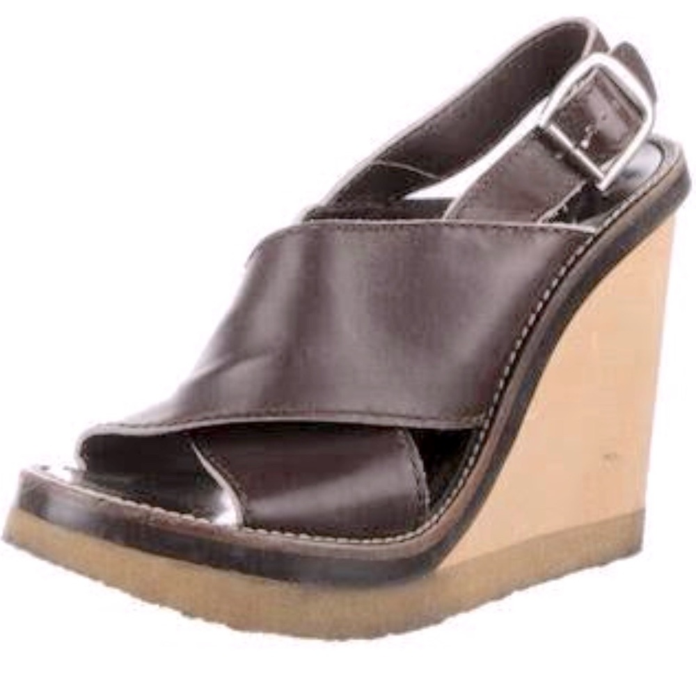 Chloe Brown Leather Wedges 👠